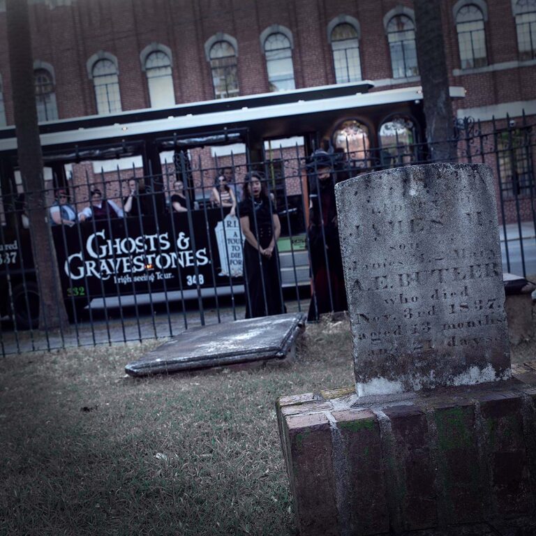 savannah ghost town trolley cemetery